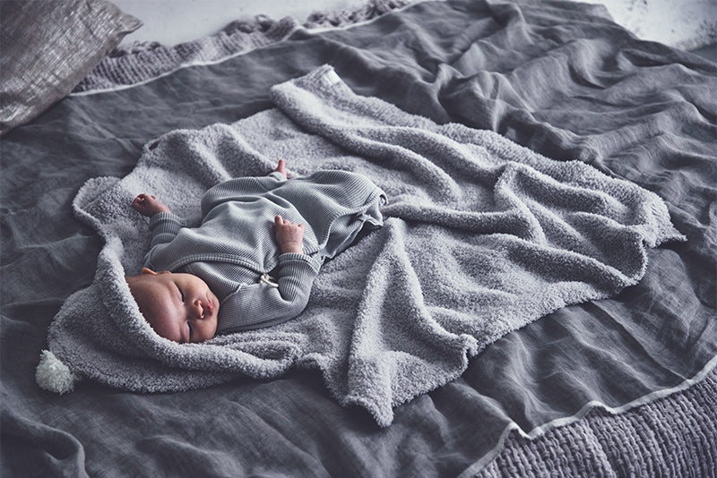 hooded blanket 2 ice grey