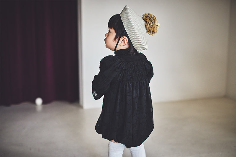 pompadour rompers 5 leaf black
