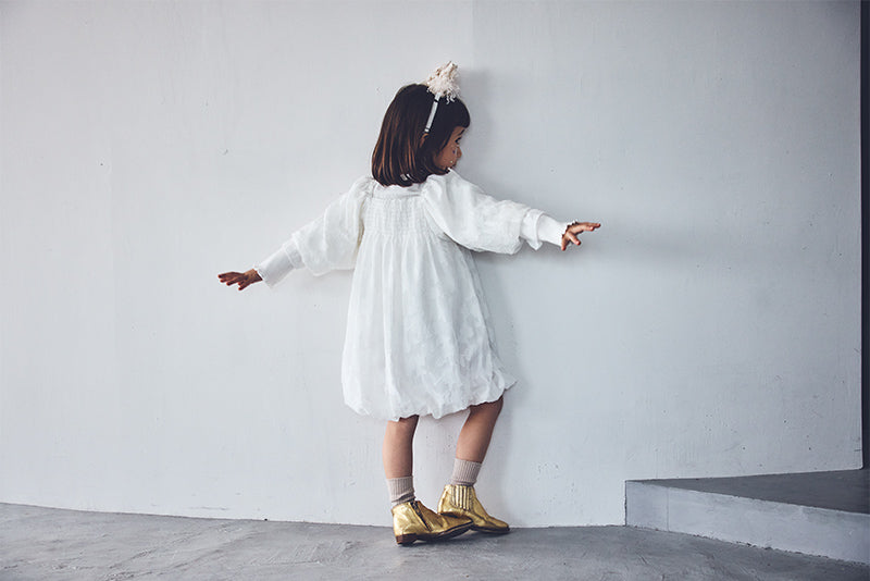 pompadour dress 4 leaf white