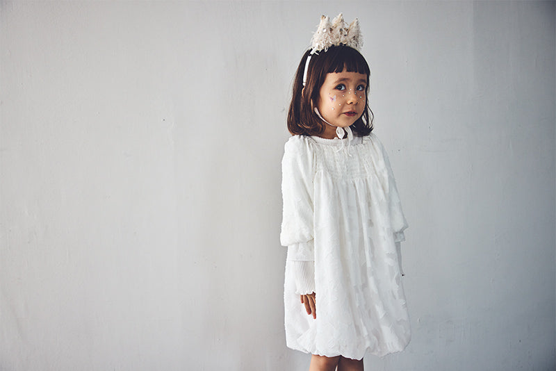 pompadour dress 4 leaf white