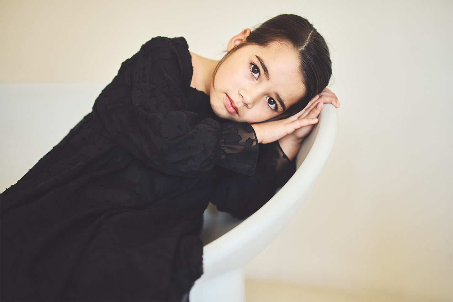 pompadour dress 5 leaf black