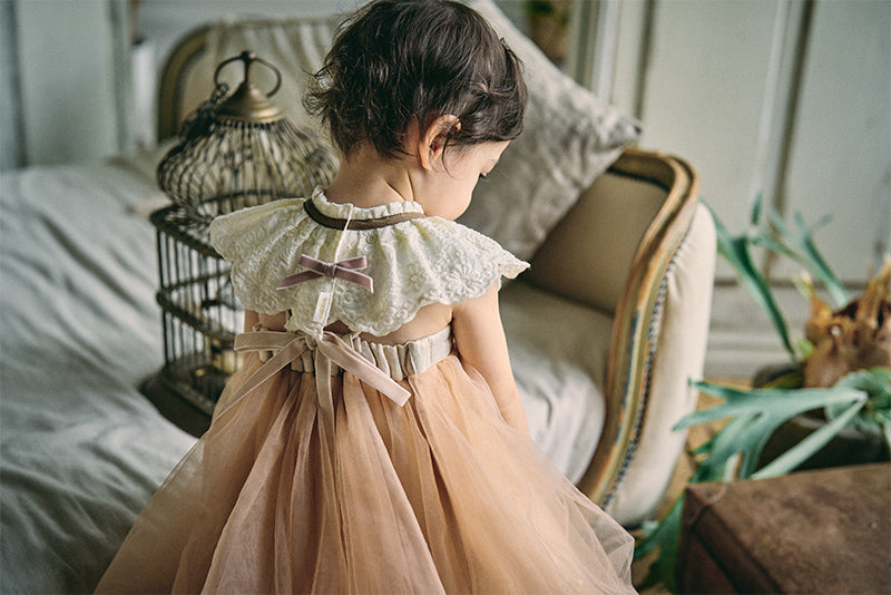 dolce ivory flower