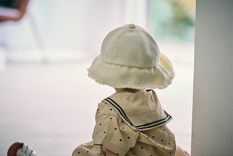 brim infant white