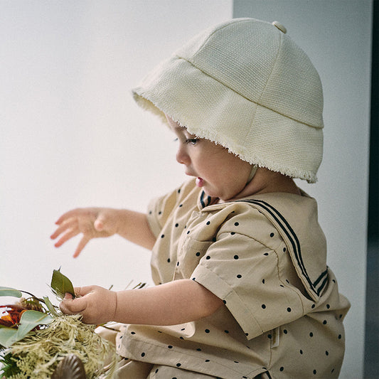 brim infant white