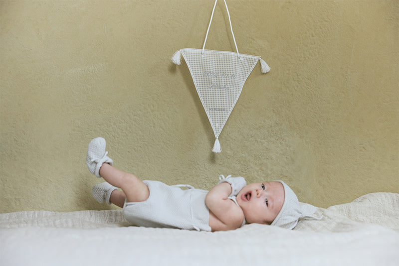 tapestry treu graph white