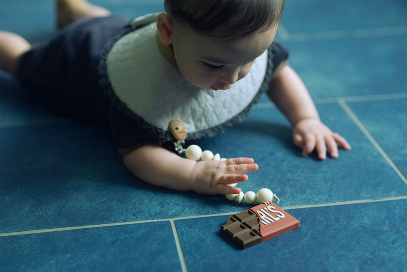binky strap dot milk