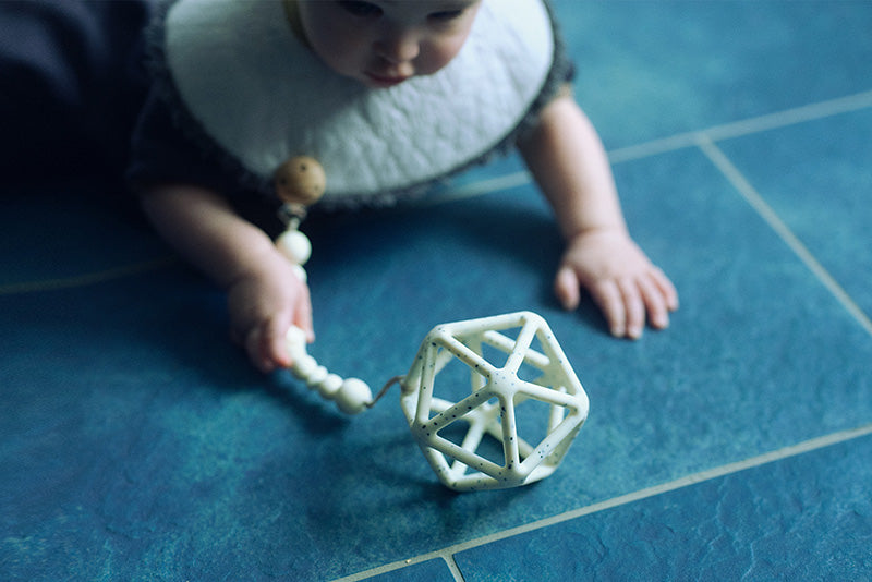 polygon ball dot milk