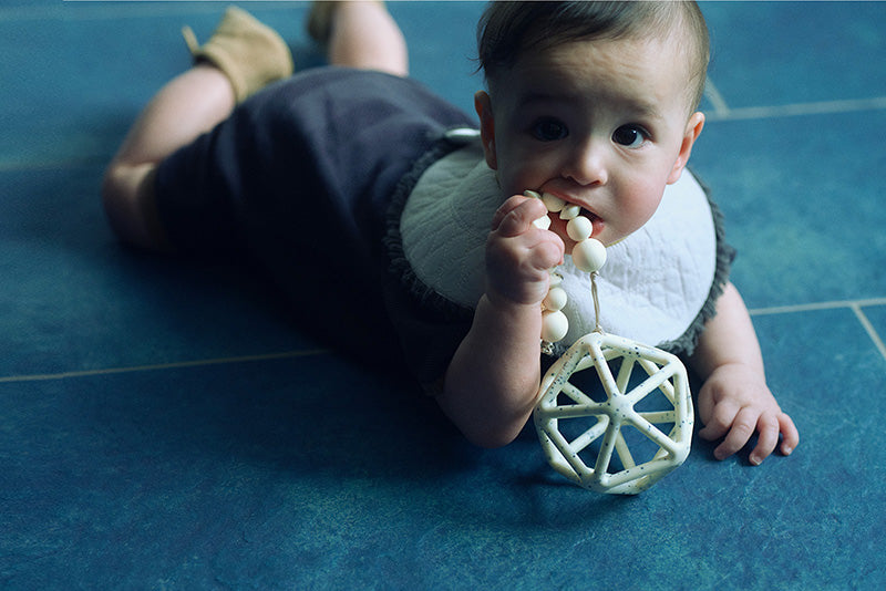 polygon ball dot milk