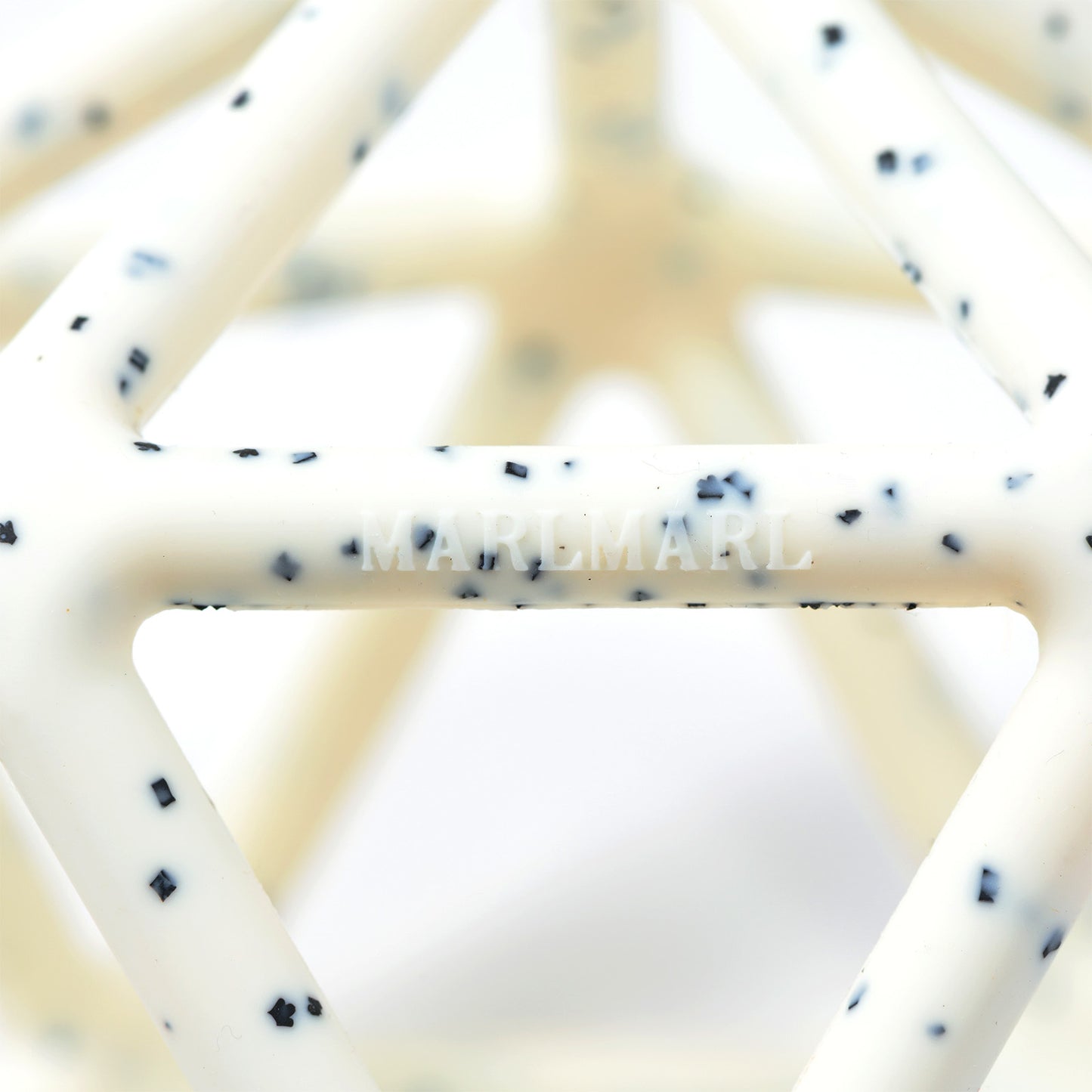 polygon ball dot milk