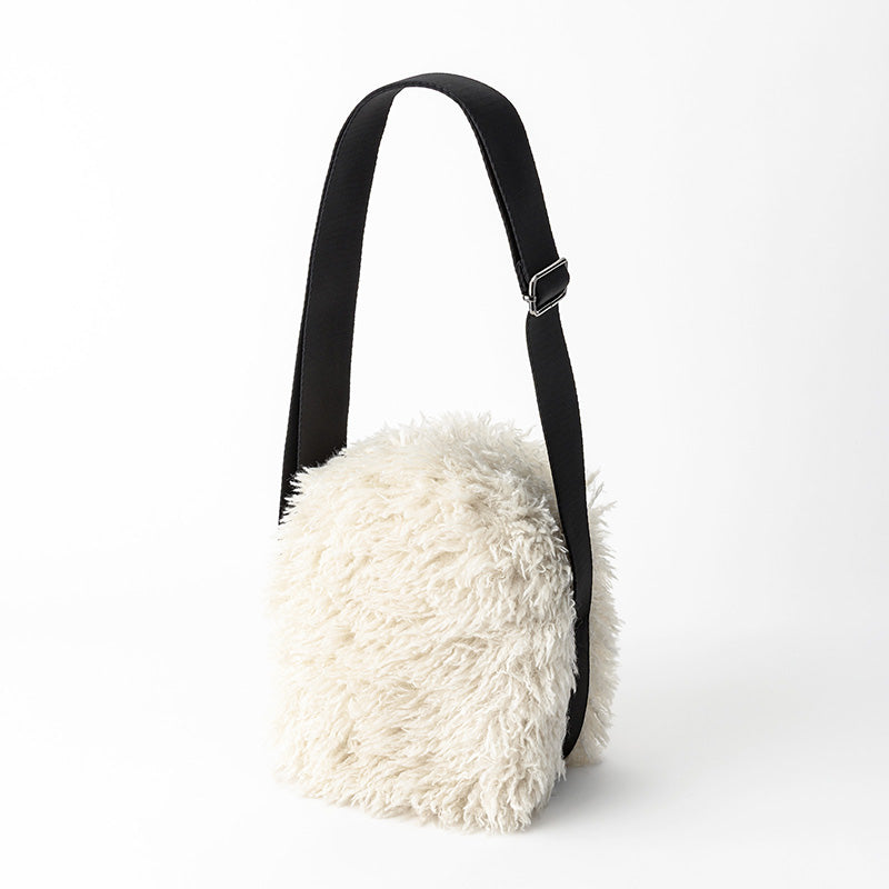 HONEYCOMB BAG SHAGGY WHITE
