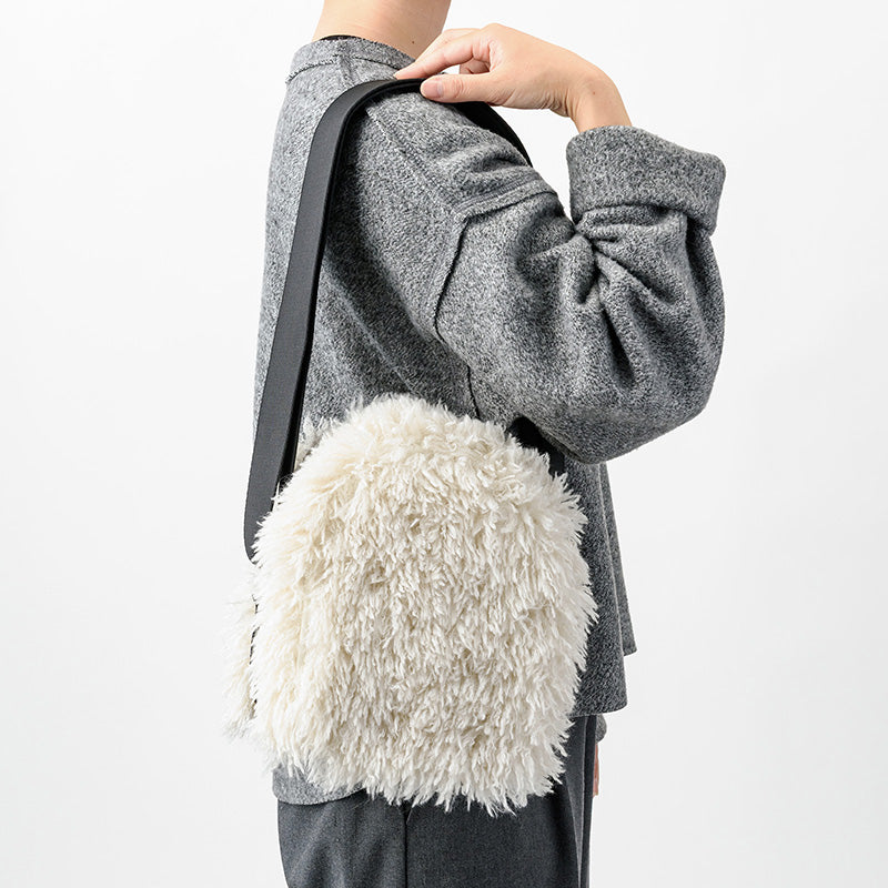 HONEYCOMB BAG SHAGGY WHITE