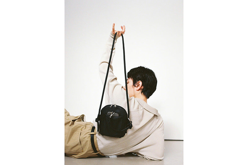 ZIPLINE PHONE BAG BLACK